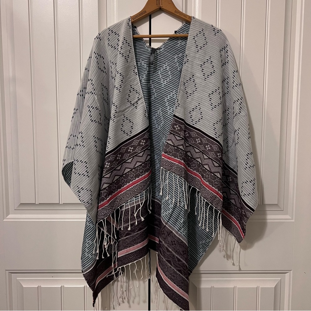 Shawl / Kimono